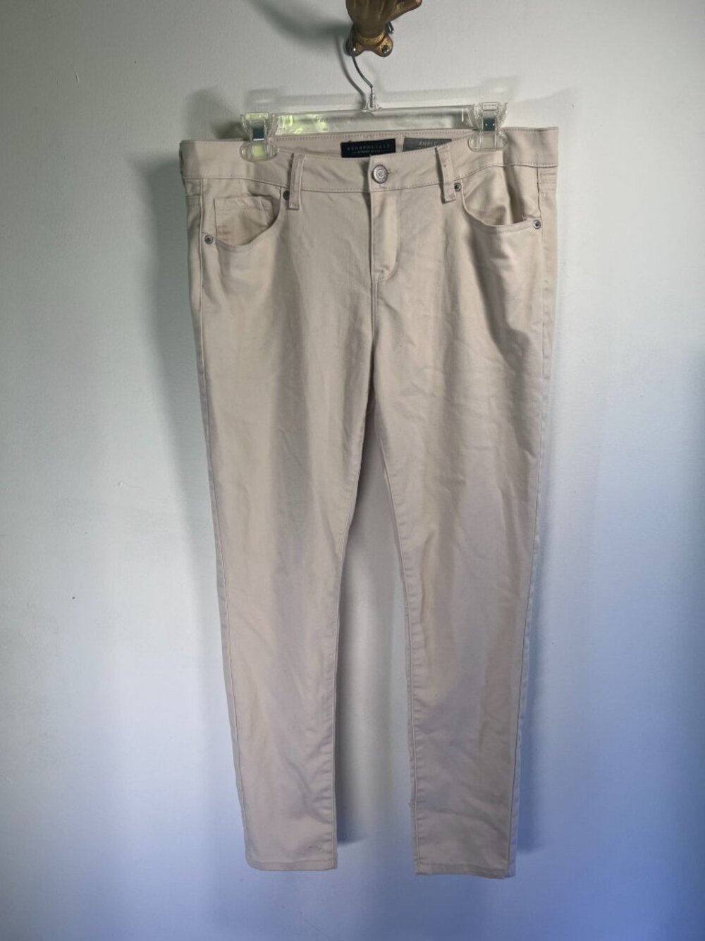 Aeropostale Womens Ankle Jegging Pants Beige Size 10 Regular Cotton Blend